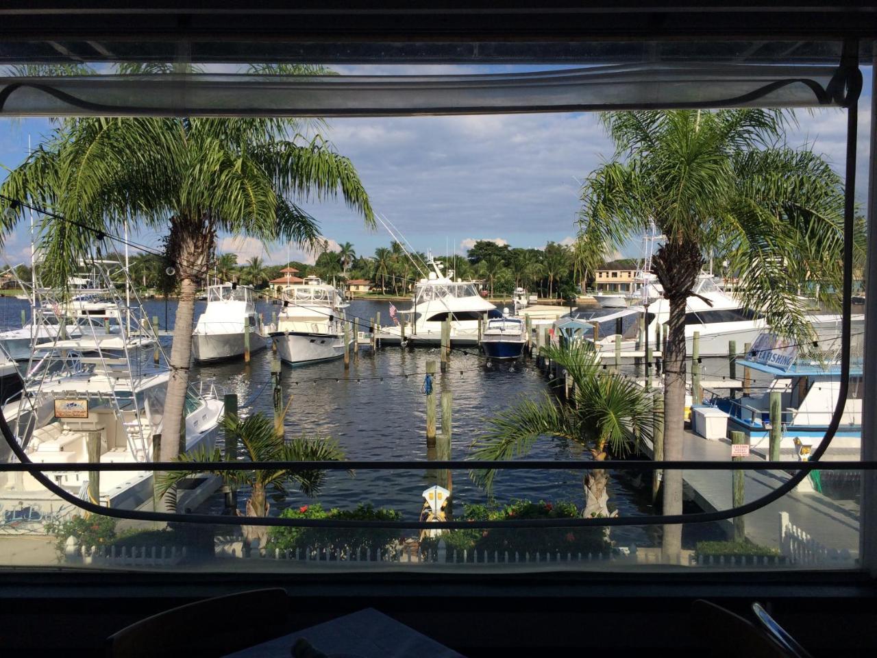 Pirate'S Cove Resort And Marina - Stuart Bagian luar foto