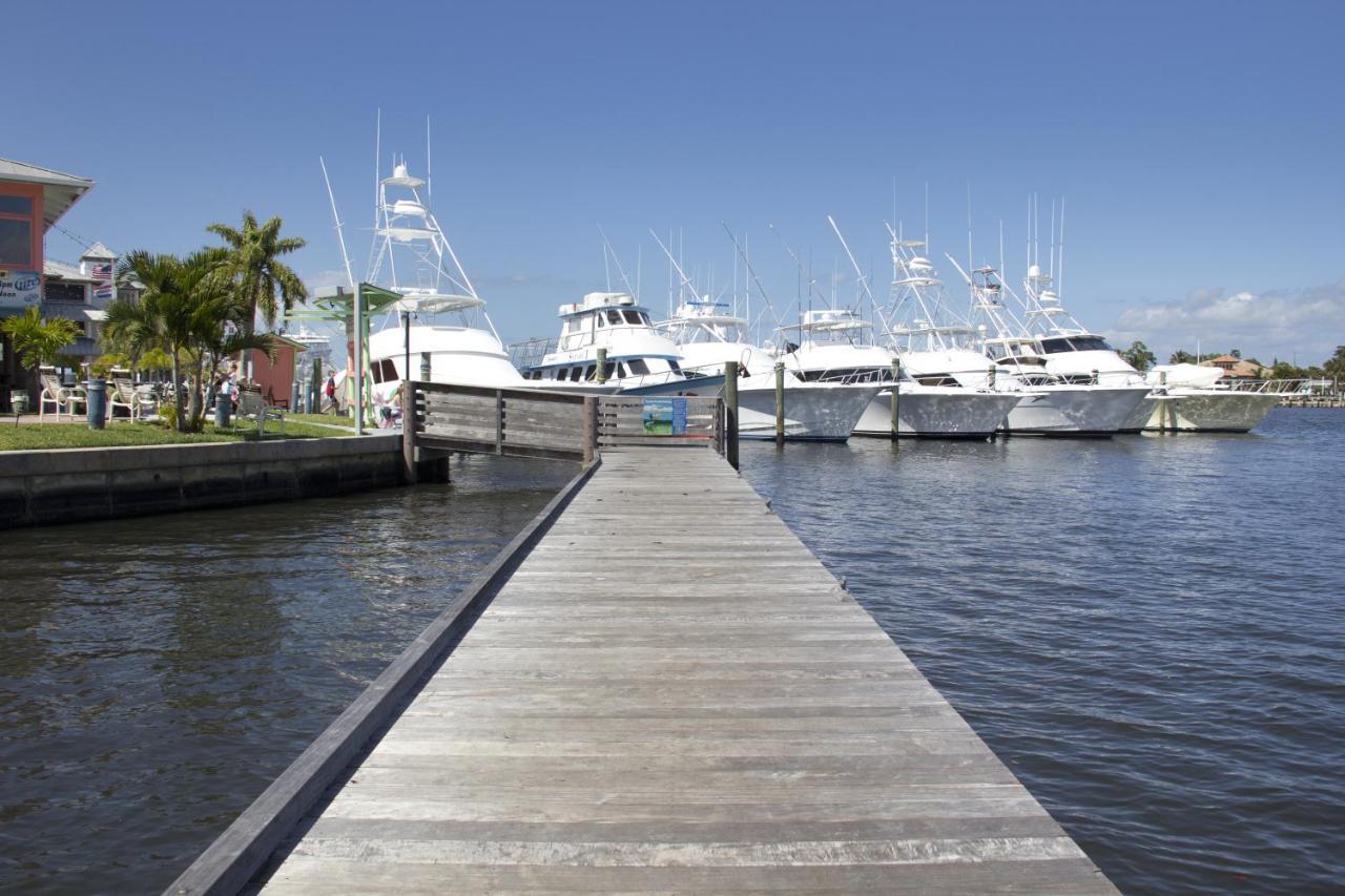 Pirate'S Cove Resort And Marina - Stuart Bagian luar foto